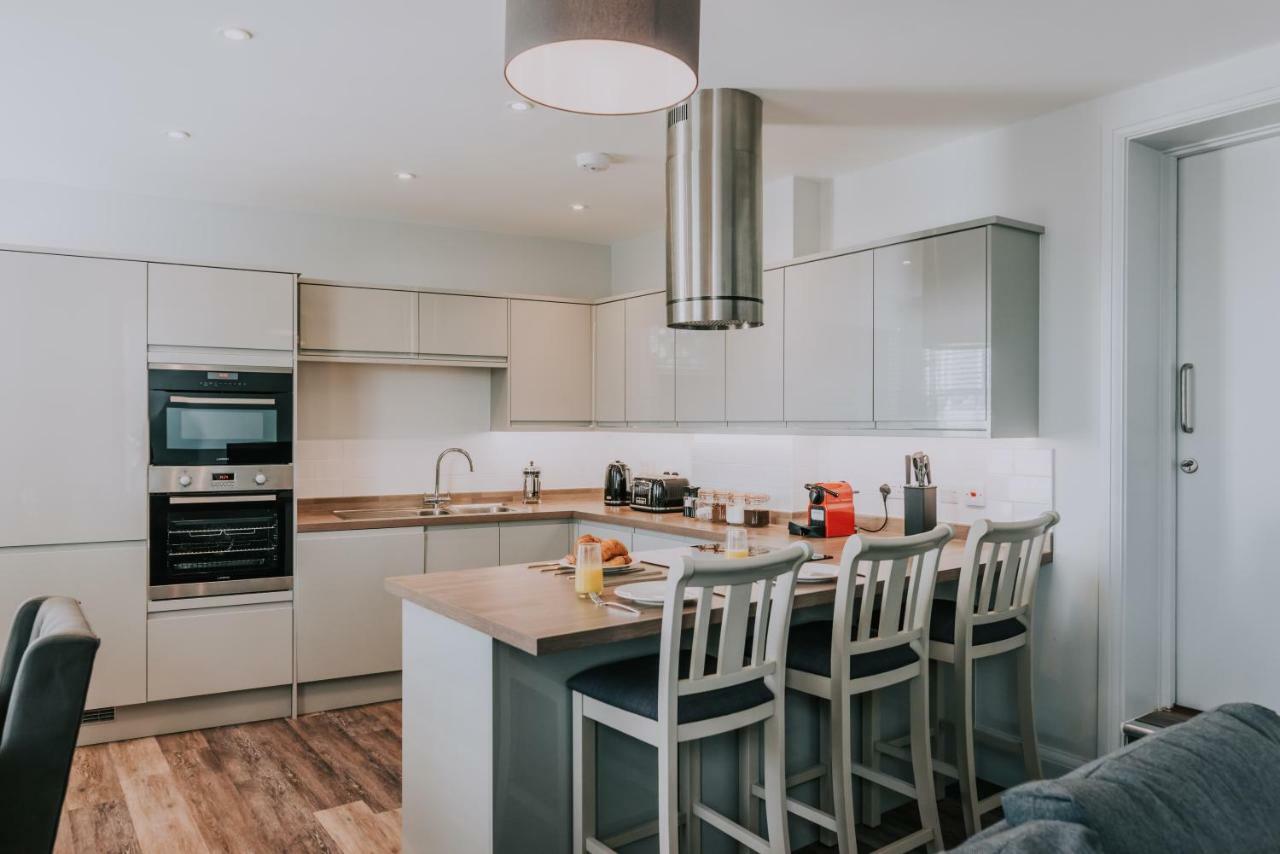 Cavendish House With Secure, Allocated Parking, 2 Mins Walk From Windsor Castle Exteriör bild