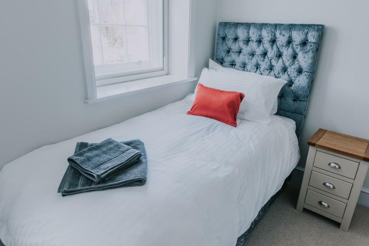 Cavendish House With Secure, Allocated Parking, 2 Mins Walk From Windsor Castle Exteriör bild